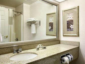 Hotel Wingate By Wyndham Pueblo Esterno foto